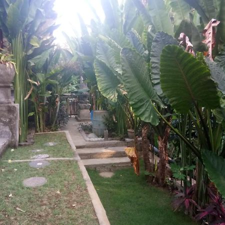 אובוד Kerta Family Bed And Breakfast מראה חיצוני תמונה